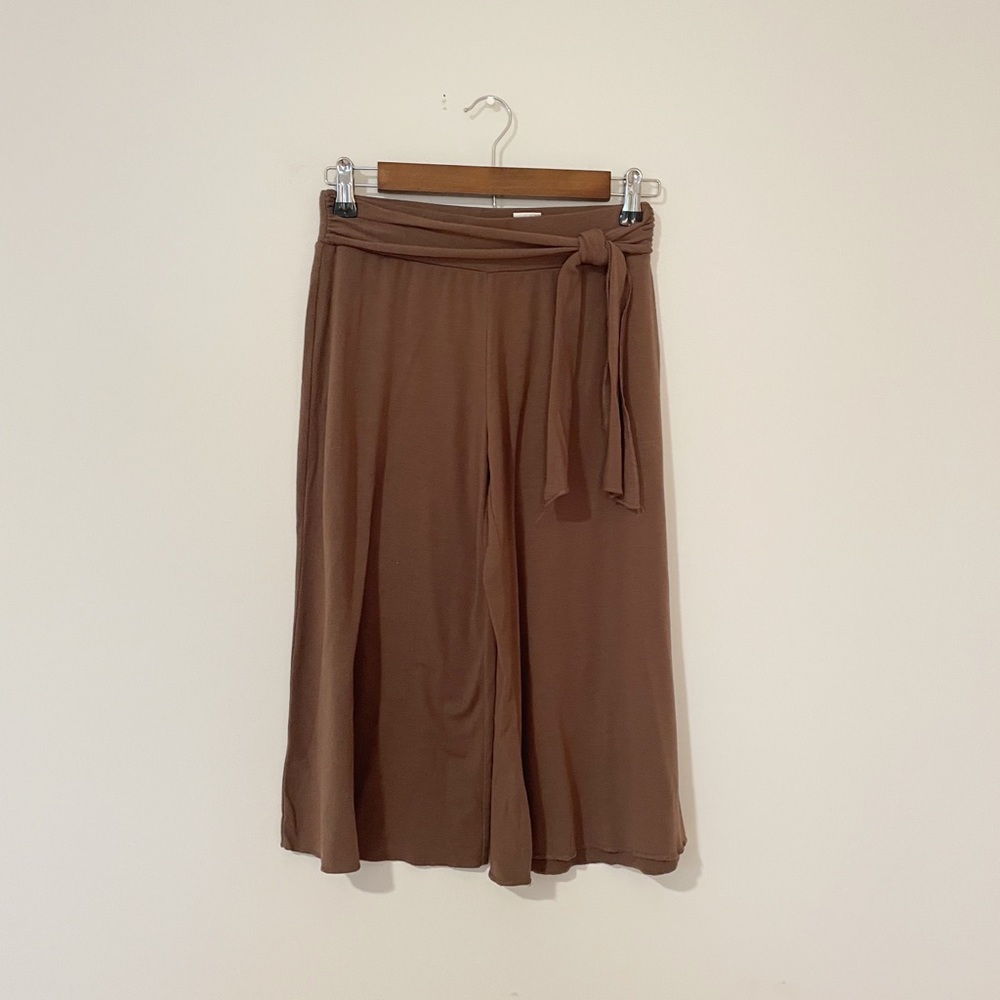 Limited Too • Girl’s Brown Cropped Gaucho Pants